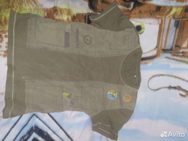 На мальчика.рост 140-146см