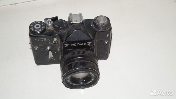 Пленочные фотоаппараты Зенит ET и Зенит TTlL
