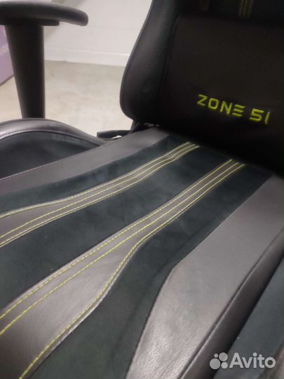 Игровое кресло zone 51gravity