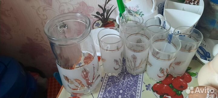 Набор кувшин со стаканами