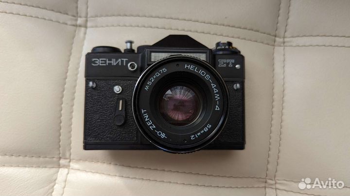 Плёночный фотоаппарат Zenit-ET