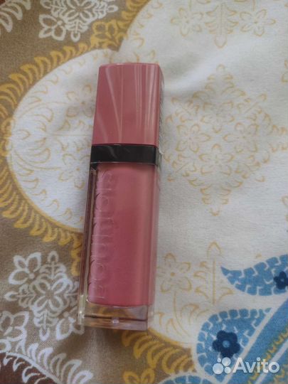 Bourjois velvet matte finish 09