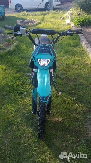 Regulmoto Seven Medalist pro 140