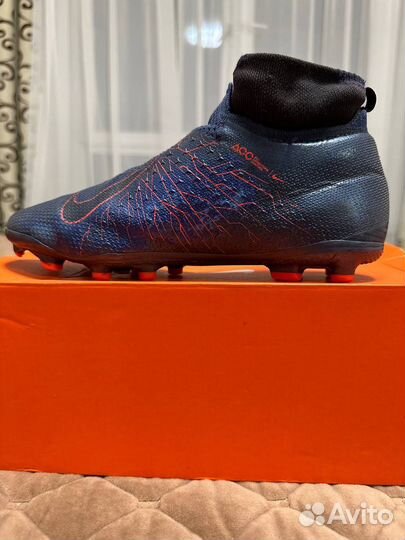 Футбольные бутсы Nike JR phantom vsn Elite
