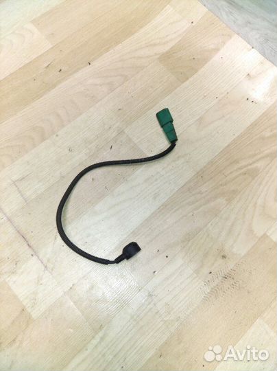 Датчик детонации Audi Q5 8R CDN 2010