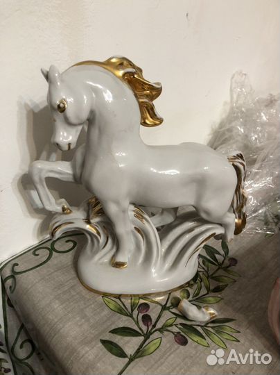 Фарфоровые статуэтки лфз