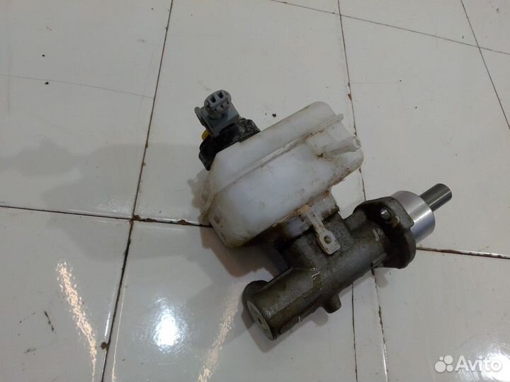 Главный тормозной цилиндр с бачком (Brilliance V5)