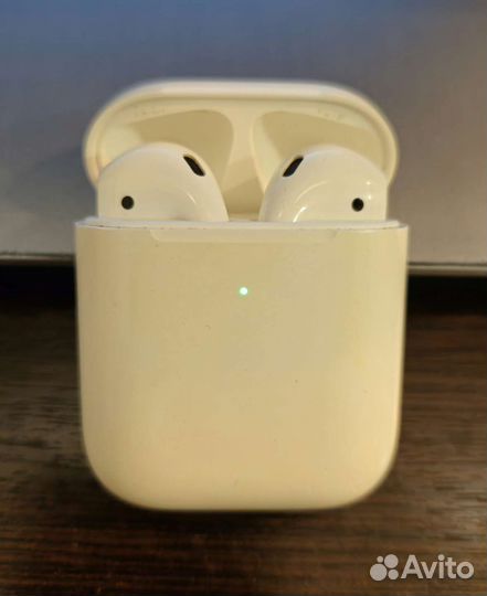 Apple Airpods