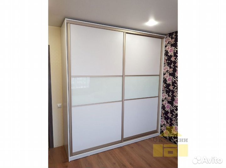 Шкаф в детскую