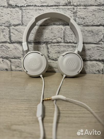 Наушники с микрофоном JBL T450