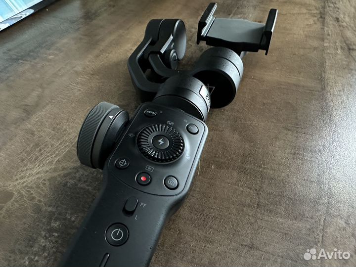 Стабилизатор для смартфона