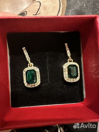 Сережки новые праздничные