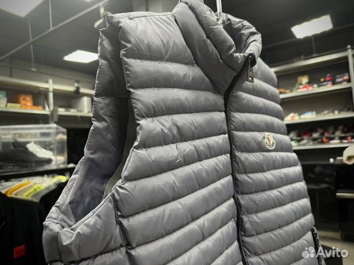 Жилетка Moncler