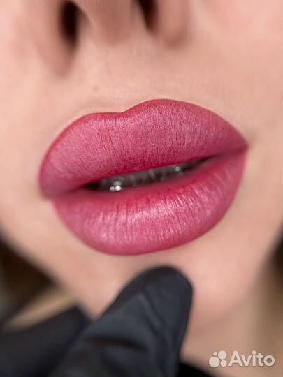 Перманентный макияж губ