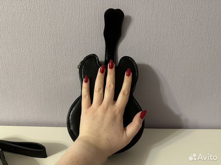 Сумка гитара на плечо женская