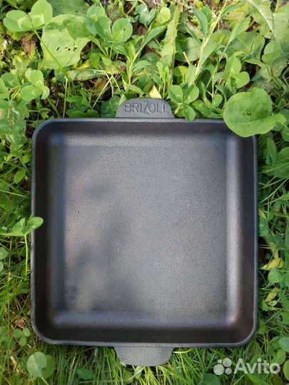 Чугунная сковорода