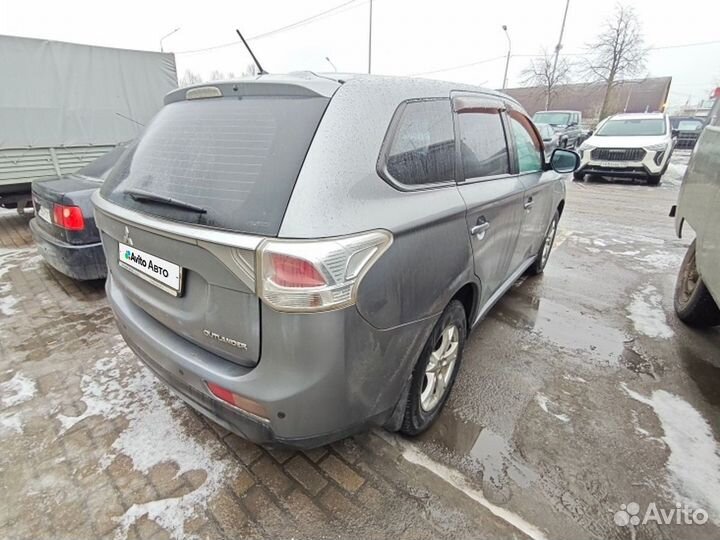 Mitsubishi Outlander 2.0 CVT, 2013, 252 000 км