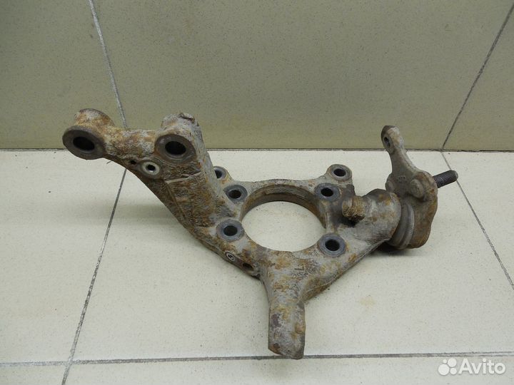 Кулак поворотный передний левый Corolla E15 2006-2