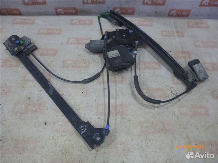 Стеклоподъемник передний правый Volkswagen Vento