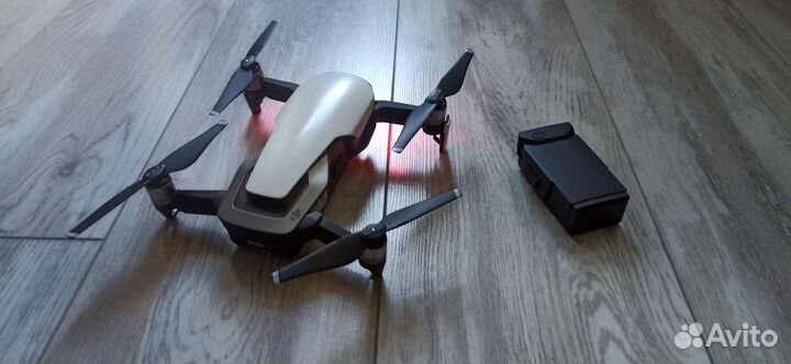 Квадрокоптер dji mavic air