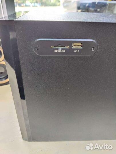 Комплект колонок 2.1