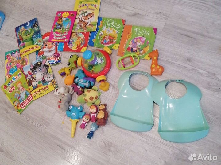 Развивающие игрушки, музыкальные для малыша