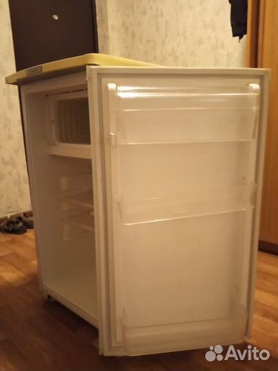 Холодильник бу маленький