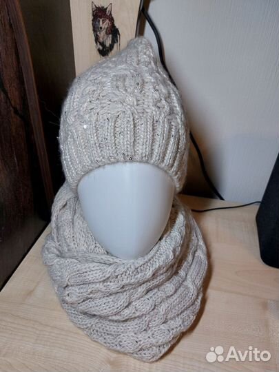 Комплект вязаные шапка и шарф