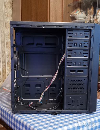 Корпус для компьютера Aerocool V2X