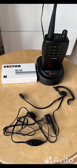 Рация vector vt 44