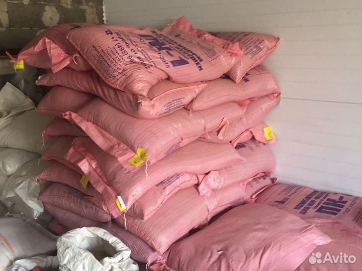 Южная Корона, фуражное зерно