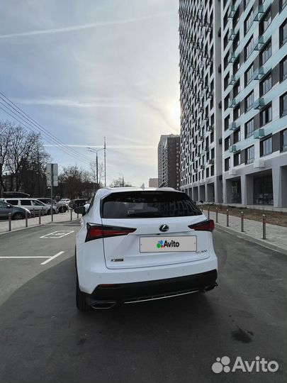 Lexus NX 2.0 AT, 2019, 43 000 км
