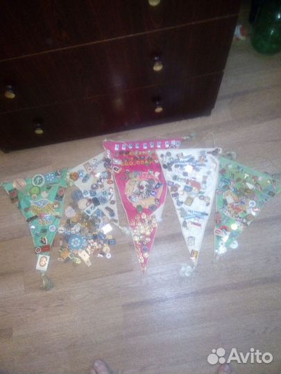 Коллекция значков