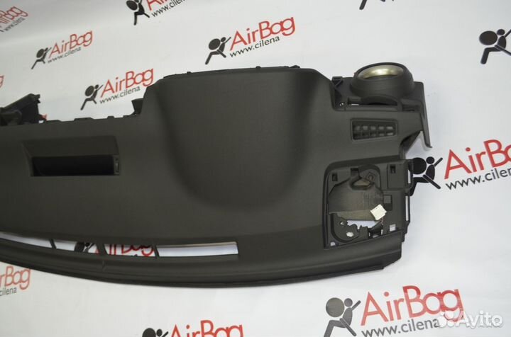 Панель торпедо Toyota Rav4 2014