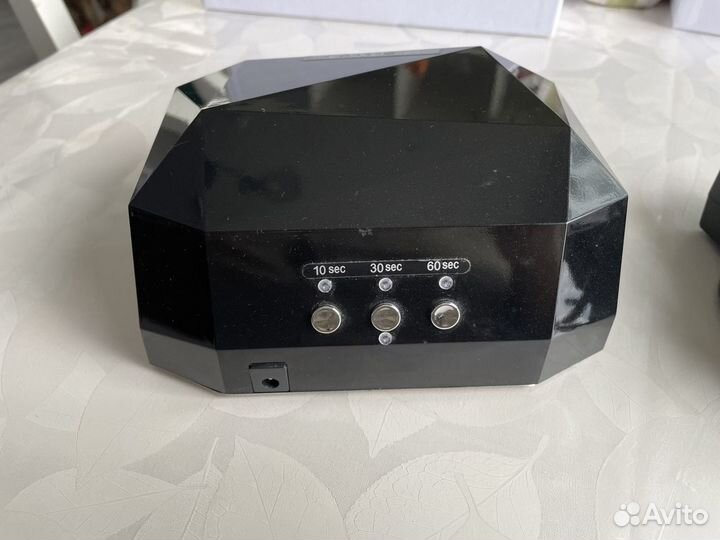 Лампа для маникюра новая