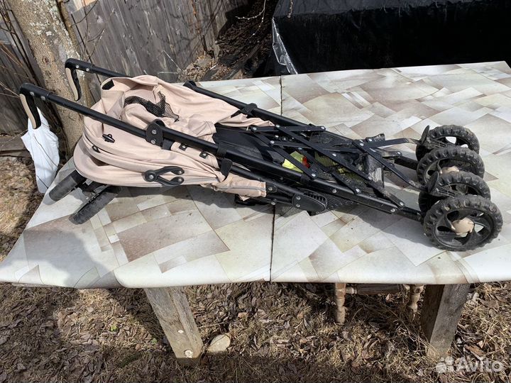 Коляска трость