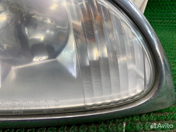 Фара передняя правая Газ Волга 31105 31105 2002