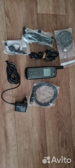 Спутниковый телефон iridium 9555