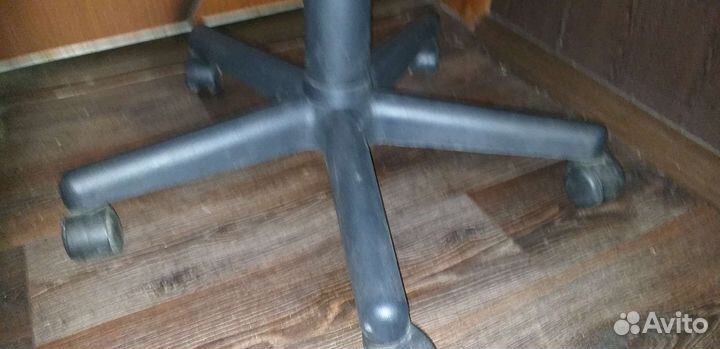 Компьютерное кресло