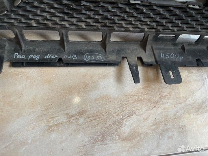 Решетка радитора Mercedes Benz E Class W213 С 2016