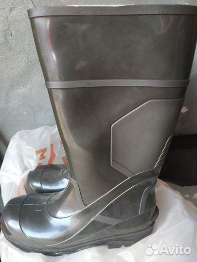 Сапоги пвх, костюм защитный л-1