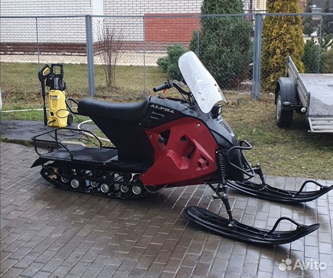 Продаю снегоход
