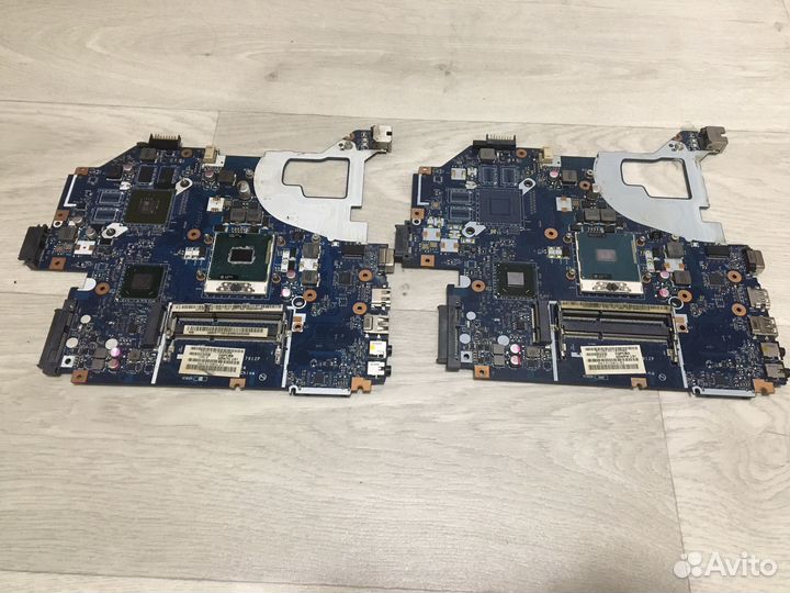 Две платы LA7912P