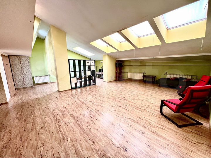 3-к. квартира, 100 м², 7/7 эт.