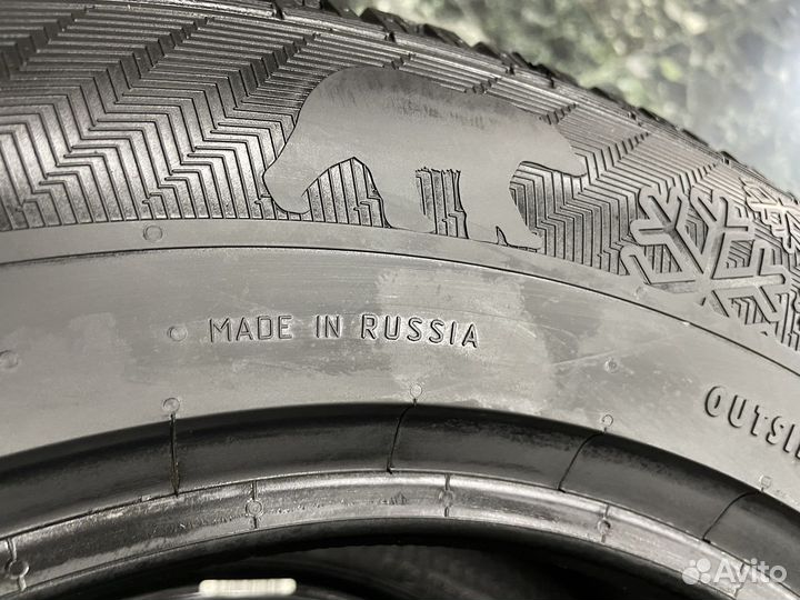 Gislaved Nord Frost 200 SUV 215/65 R16 102T