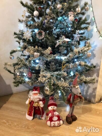 Елка искусственная