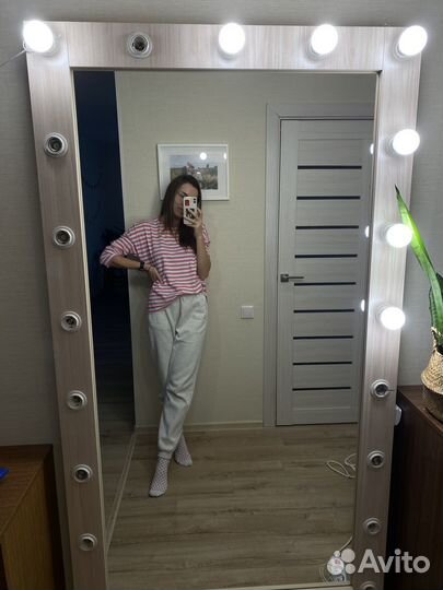 Зеркало с подсветкой