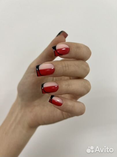 Мастер маникюра