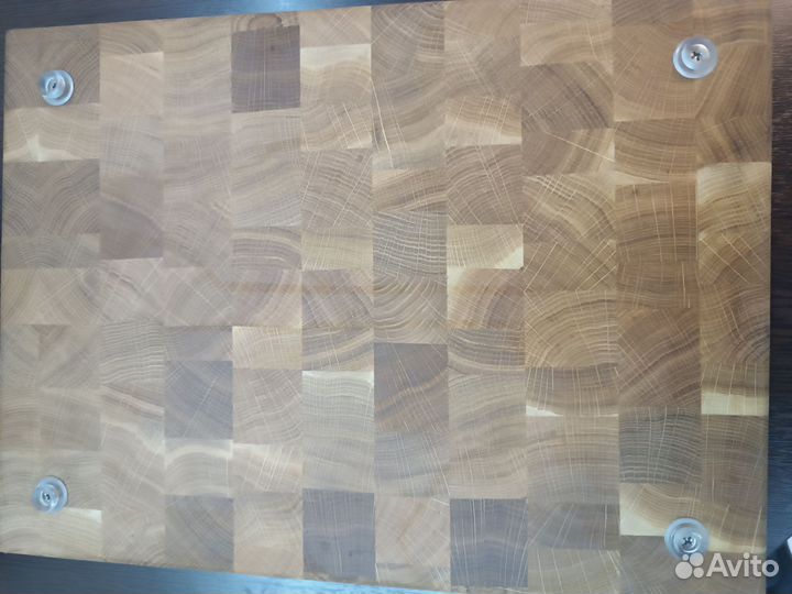 Торцевая разделочная доска из дуба