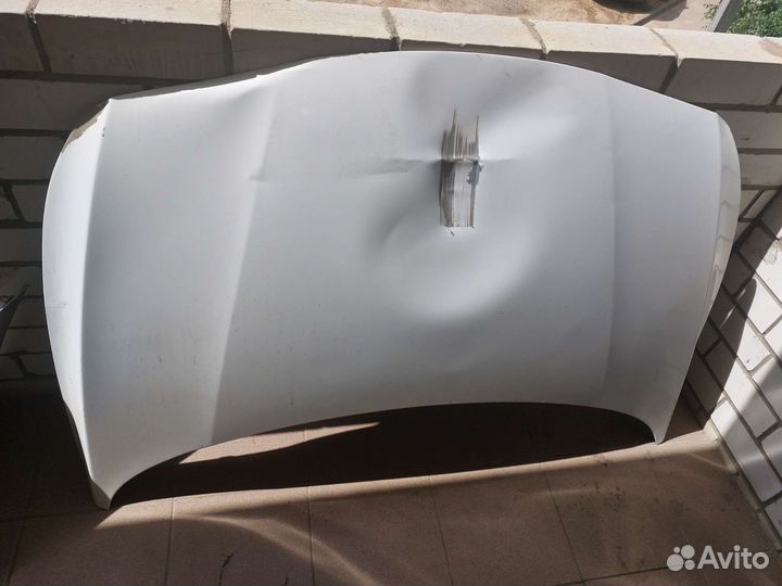 Продаю оригинальный капот отхундай солярис 2015г